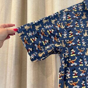 The Disney Store Vintage Blue Short Sleeve Button Down Shirt, Size Medium